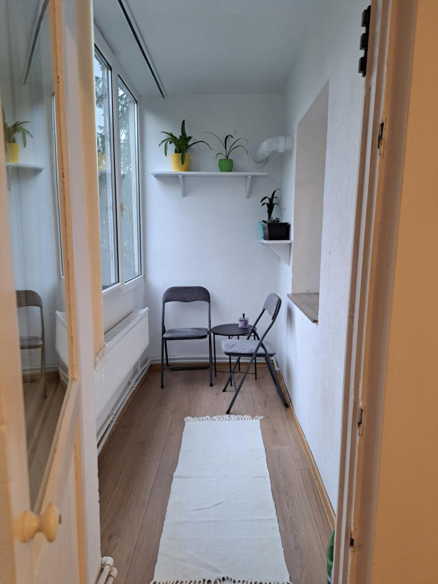 Deny Apartman Сфынту-Георге Экстерьер фото